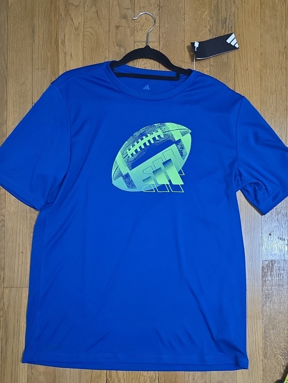 ADIDAS SIGNATURE BRAND BOYS BLUE SHORT SLEEVES FOOTBALL TEE-SHIRT SIZE XL 18/20.